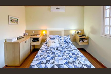 Casa para alugar com 2700m², 5 quartos e 4 vagas Casa para alugar com 2700m², 5 quartos e 4 vagasQuarto 3