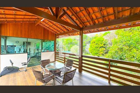 Casa para alugar com 2700m², 5 quartos e 4 vagas Casa para alugar com 2700m², 5 quartos e 4 vagasÁrea comum