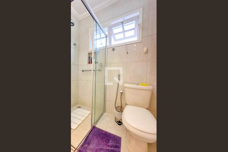 Casa para alugar com 2700m², 5 quartos e 4 vagas Casa para alugar com 2700m², 5 quartos e 4 vagasBanheiro