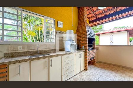 Casa para alugar com 2700m², 5 quartos e 4 vagas Casa para alugar com 2700m², 5 quartos e 4 vagasCozinha/Copa