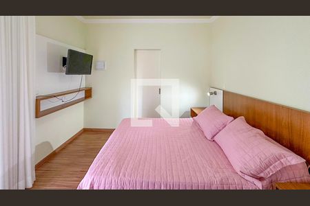 Casa para alugar com 2700m², 5 quartos e 4 vagas Casa para alugar com 2700m², 5 quartos e 4 vagasQuarto 4