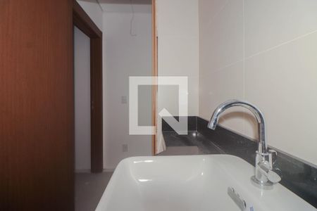 Lavabo de apartamento à venda com 3 quartos, 112m² em Três Figueiras, Porto Alegre