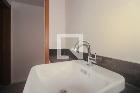 Lavabo de apartamento à venda com 3 quartos, 128m² em Três Figueiras, Porto Alegre