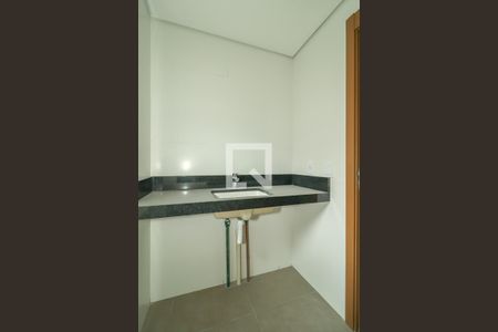 Apartamento à venda com 113m², 3 quartos e 1 vaga Apartamento à venda com 113m², 3 quartos e 1 vagaBanheiro