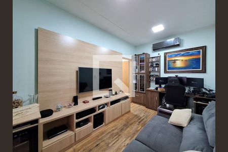 Sala de casa de condomínio à venda com 2 quartos, 130m² em Chora Menino, São Paulo