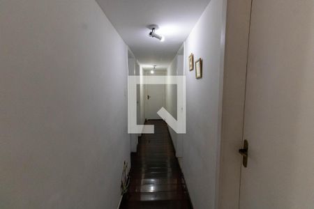 Corredor  de apartamento para alugar com 4 quartos, 180m² em Icaraí, Niterói