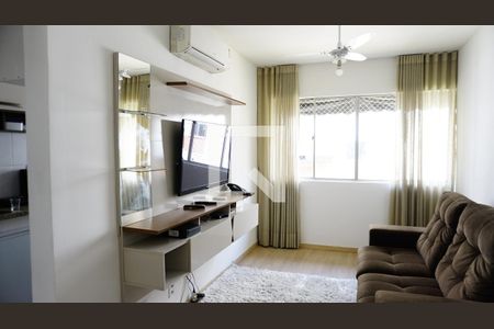 Sala de apartamento para alugar com 2 quartos, 52m² em Freguesia (jacarepaguá), Rio de Janeiro