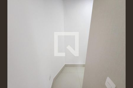 Closet da suíte 1 de casa de condomínio para alugar com 3 quartos, 285m² em Jardim Santa Rita de Cassia, Hortolândia