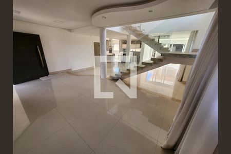 Sala de casa de condomínio para alugar com 3 quartos, 285m² em Jardim Santa Rita de Cassia, Hortolândia