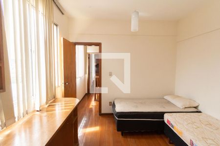 Suite 1 de apartamento para alugar com 3 quartos, 140m² em Riacho das Pedras, Contagem