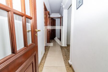 Corredor de apartamento à venda com 3 quartos, 115m² em Perdizes, São Paulo