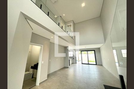 Sala de casa de condomínio à venda com 3 quartos, 215m² em Jardim Ermida I, Jundiaí