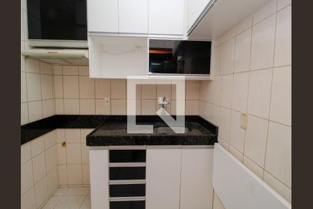 Cozinha de apartamento à venda com 2 quartos, 60m² em Castelo, Belo Horizonte