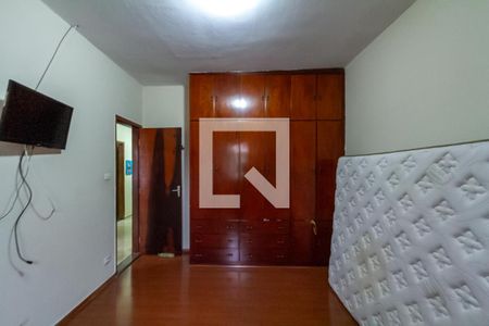 Casa para alugar com 184m², 3 quartos e 2 vagas Casa para alugar com 184m², 3 quartos e 2 vagasQuarto 2