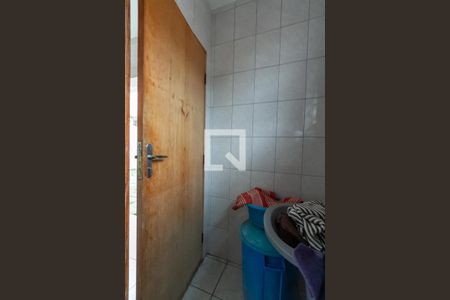 Casa para alugar com 184m², 3 quartos e 2 vagas Casa para alugar com 184m², 3 quartos e 2 vagasBanheiro de Serviço