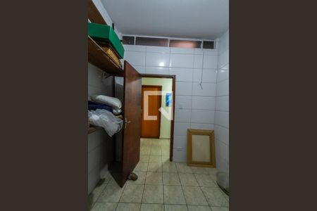 Casa para alugar com 184m², 3 quartos e 2 vagas Casa para alugar com 184m², 3 quartos e 2 vagasDespensa