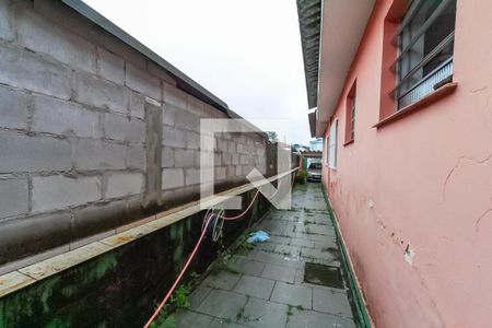 Casa para alugar com 184m², 3 quartos e 2 vagas Casa para alugar com 184m², 3 quartos e 2 vagasCorredor Lateral