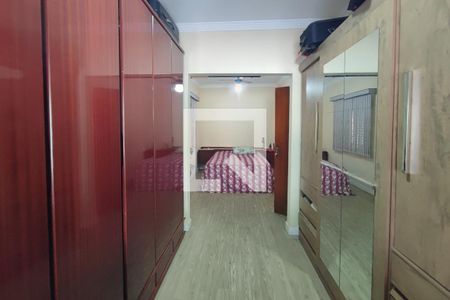 Closet da suíte de casa à venda com 2 quartos, 200m² em Jardim Roseira, Campinas