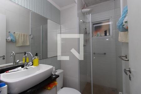 Banheiro de apartamento para alugar com 2 quartos, 55m² em Vila Guilherme, São Paulo