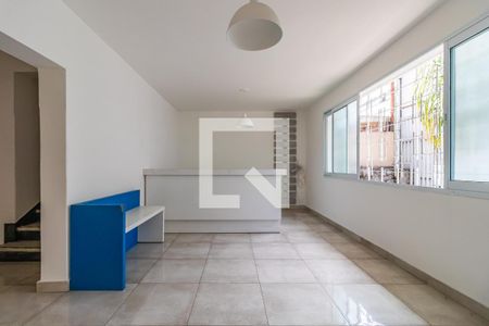 Sala de casa para alugar com 4 quartos, 144m² em Vila Sao Joao, Barueri