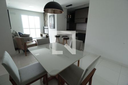 Sala de Jantar de apartamento para alugar com 2 quartos, 75m² em Santa Mônica, Uberlândia