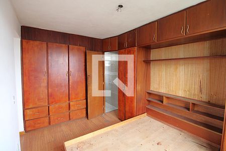 Suíte de apartamento para alugar com 3 quartos, 80m² em Marechal Hermes, Rio de Janeiro