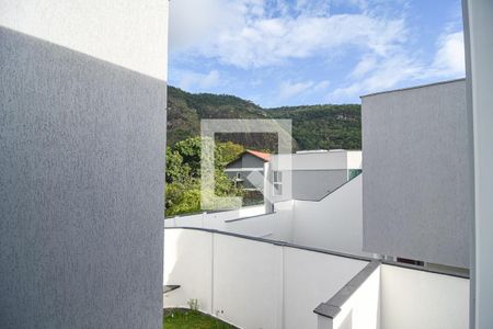 Vista Quarto 1 de casa à venda com 3 quartos, 105m² em Engenho do Mato, Niterói