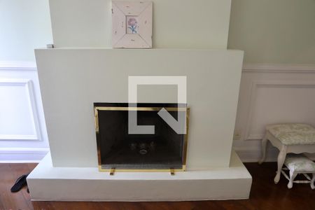 Casa à venda com 520m², 5 quartos e 5 vagas Casa à venda com 520m², 5 quartos e 5 vagasSuíte 2