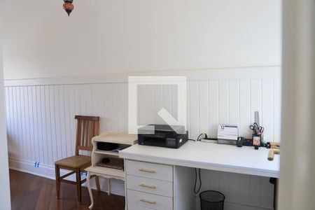 Casa à venda com 520m², 5 quartos e 5 vagas Casa à venda com 520m², 5 quartos e 5 vagasQuarto 2