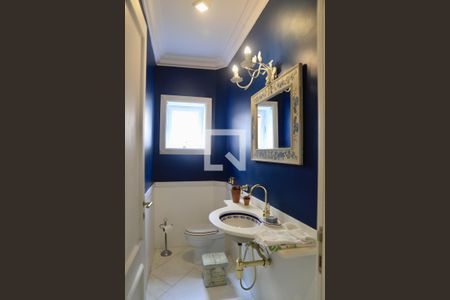 Casa à venda com 520m², 5 quartos e 5 vagas Casa à venda com 520m², 5 quartos e 5 vagasLavabo