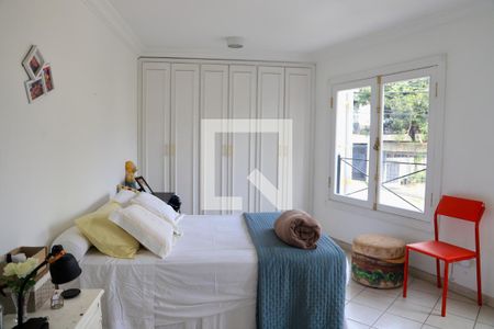 Casa à venda com 520m², 5 quartos e 5 vagas Casa à venda com 520m², 5 quartos e 5 vagasLoft Suíte