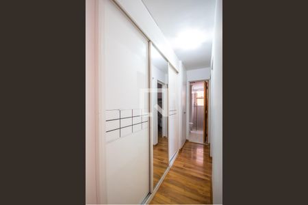 Corredor de apartamento à venda com 2 quartos, 43m² em Conceicao, Osasco