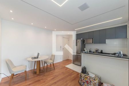 Sala de apartamento à venda com 3 quartos, 72m² em Vila Nair, São Paulo