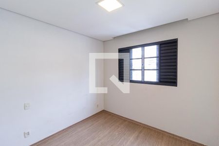 Quarto 2 de casa para alugar com 2 quartos, 70m² em Jaguaribe, Osasco