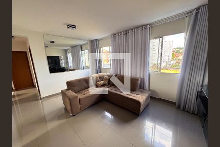 Sala de apartamento à venda com 3 quartos, 70m² em Araguaia, Belo Horizonte