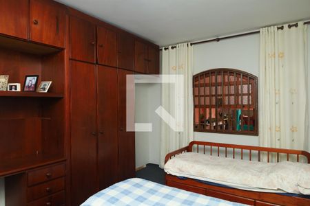 Quarto 2 de casa à venda com 3 quartos, 200m² em Vila Campanela, São Paulo