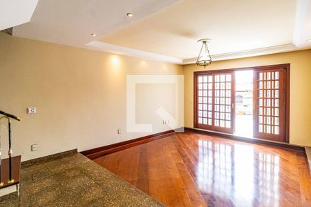 Sala de casa para alugar com 3 quartos, 250m² em Jardim Bonfiglioli, São Paulo