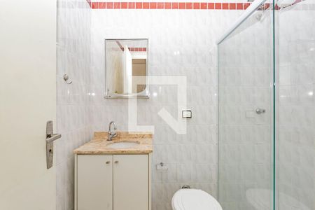 Banheiro de apartamento para alugar com 1 quarto, 60m² em Vila Nair, São Paulo