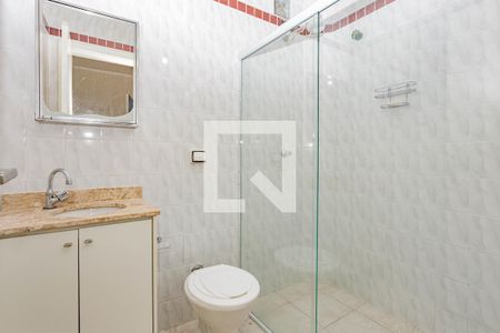 Banheiro de apartamento para alugar com 1 quarto, 60m² em Vila Nair, São Paulo