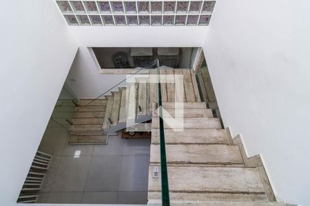 Corredor de casa à venda com 4 quartos, 575m² em Jardim Leonor, São Paulo