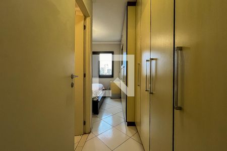 Corredor de apartamento à venda com 4 quartos, 93m² em Barra Funda, São Paulo