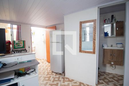 Sala/Quarto de casa à venda com 1 quarto, 45m² em Vila Miriam, São Paulo