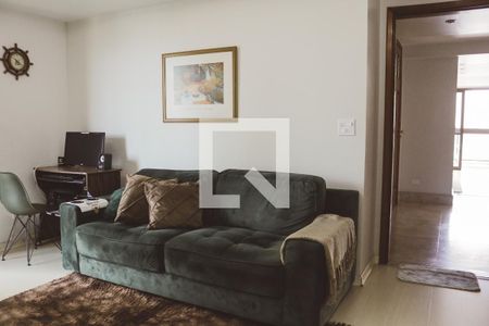 Apartamento à venda com 220m², 3 quartos e 4 vagasSala