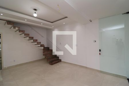 Sala de casa de condomínio à venda com 3 quartos, 124m² em Portuguesa, Rio de Janeiro