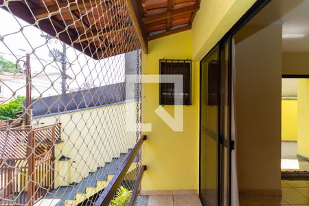 Sacada de casa à venda com 3 quartos, 264m² em Sítio da Figueira, São Paulo