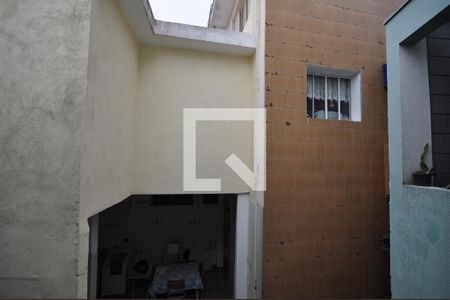 Vista do Quarto 1 de casa de condomínio para alugar com 2 quartos, 45m² em Vila Nivi, São Paulo