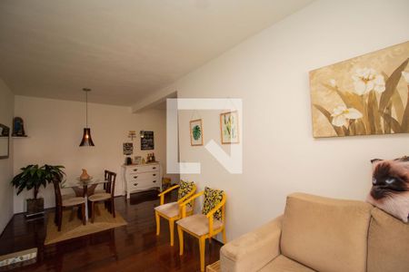 Sala de apartamento para alugar com 2 quartos, 70m² em Vila São Vicente, São Paulo