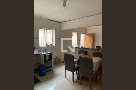 Casa à venda com 120m², 3 quartos e 2 vagasFoto 04