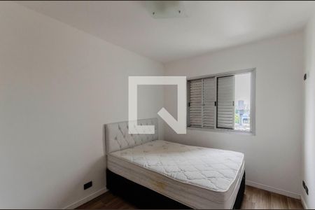 Quarto 2 de apartamento para alugar com 2 quartos, 53m² em Vila Monumento, São Paulo