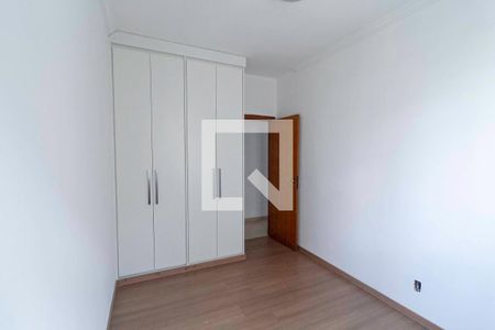 Quarto  de apartamento para alugar com 2 quartos, 62m² em Castelo, Belo Horizonte